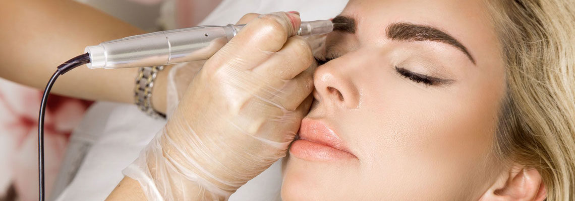 Maquillage permanent des sourcils